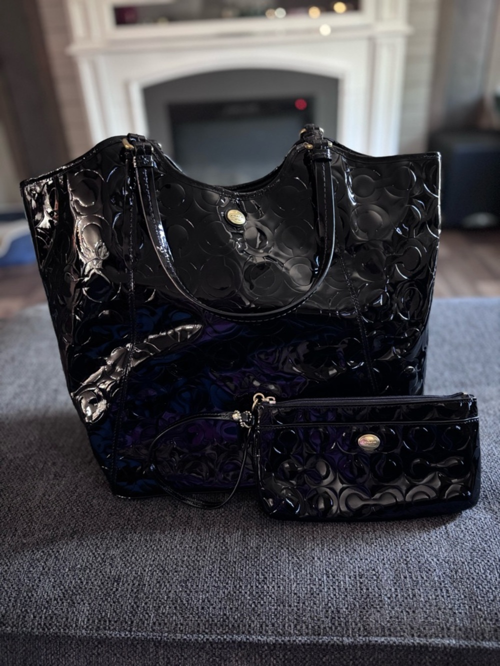 Coach Black Patent Signature Tote with Wristlet